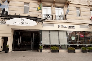 Front of property - Park Silver Obelisco Hotel (Buenos Aires)