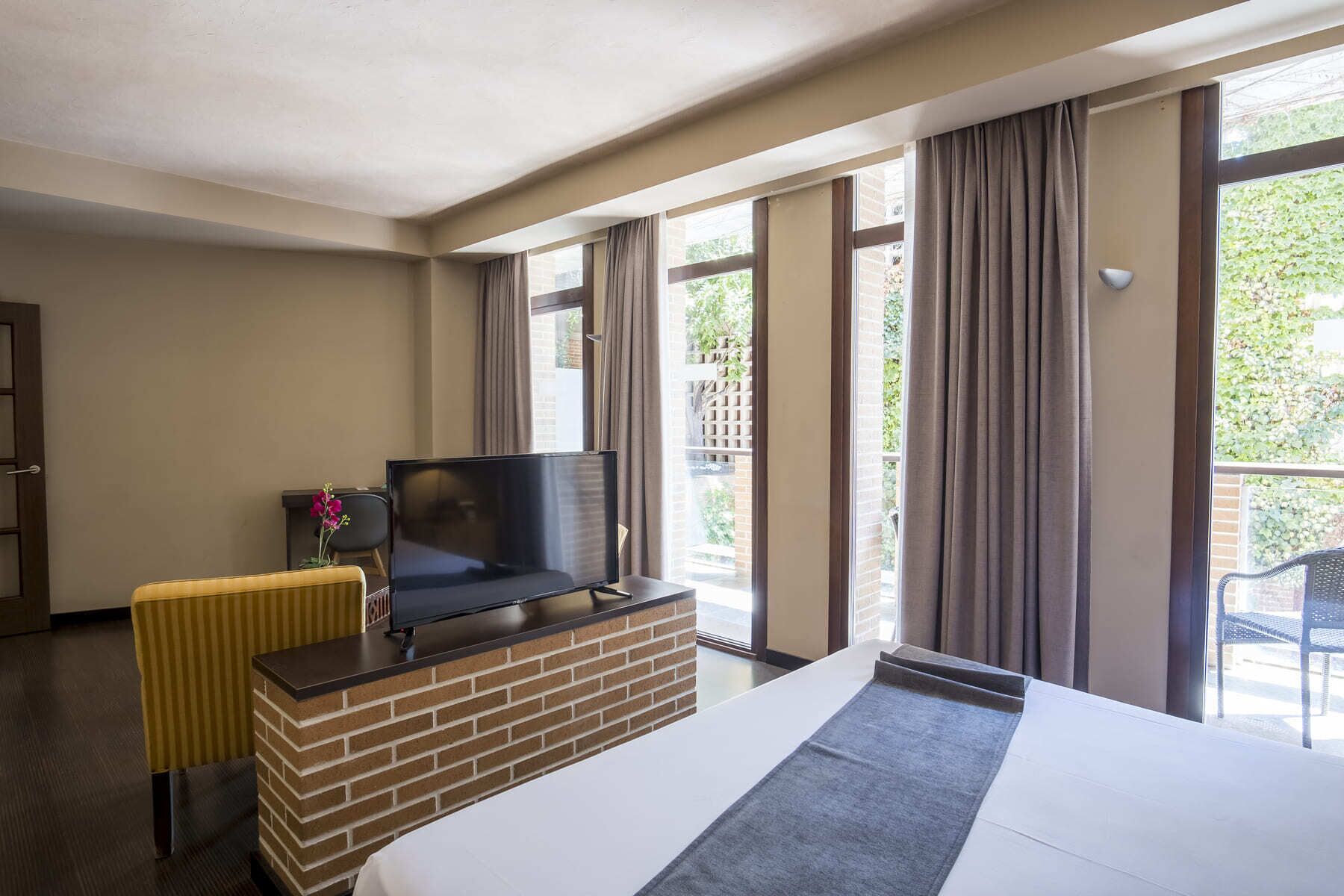 superior room | 1 bedroom, soundproofing, free wifi