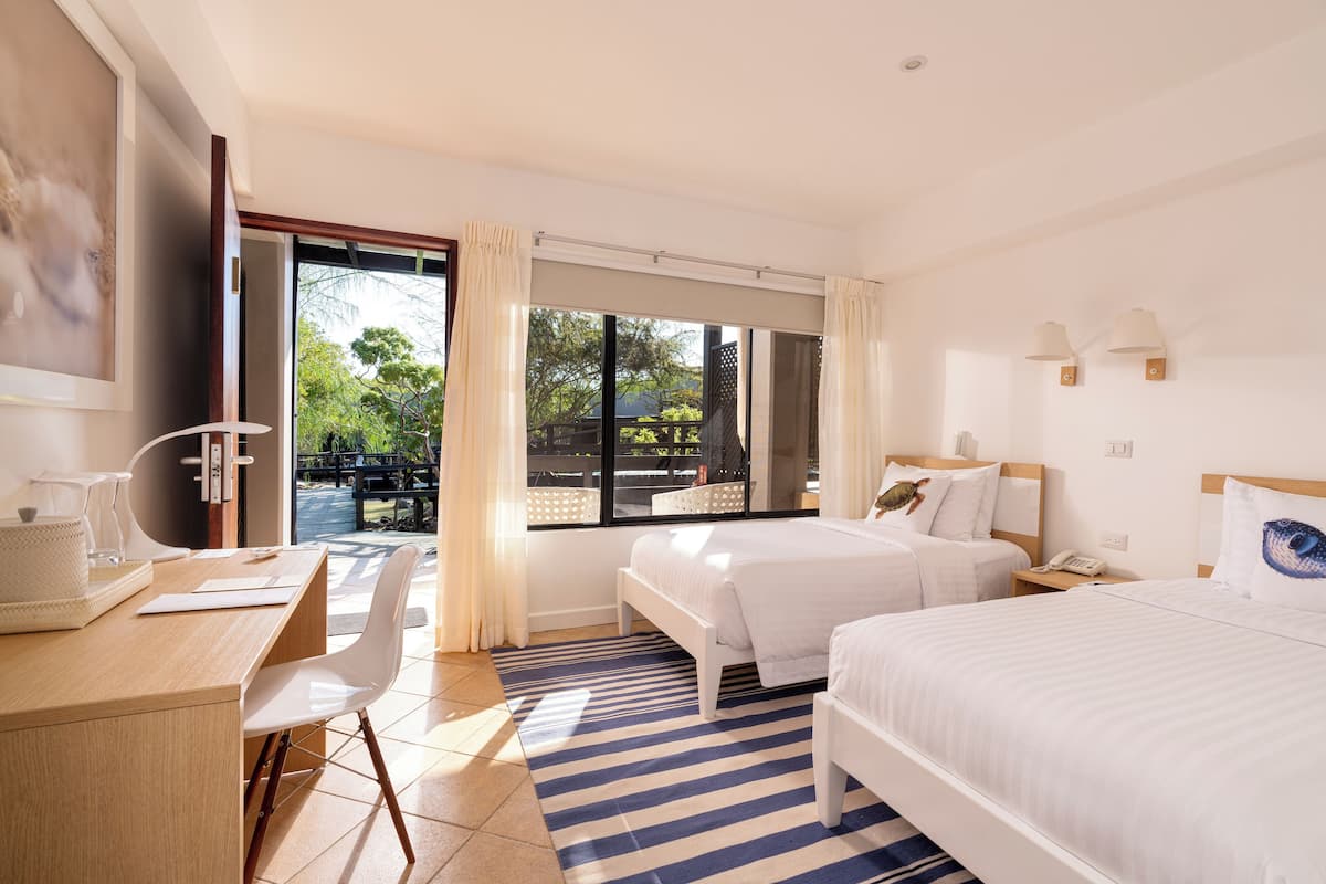 1 bedroom, premium bedding, down duvets, in-room safe