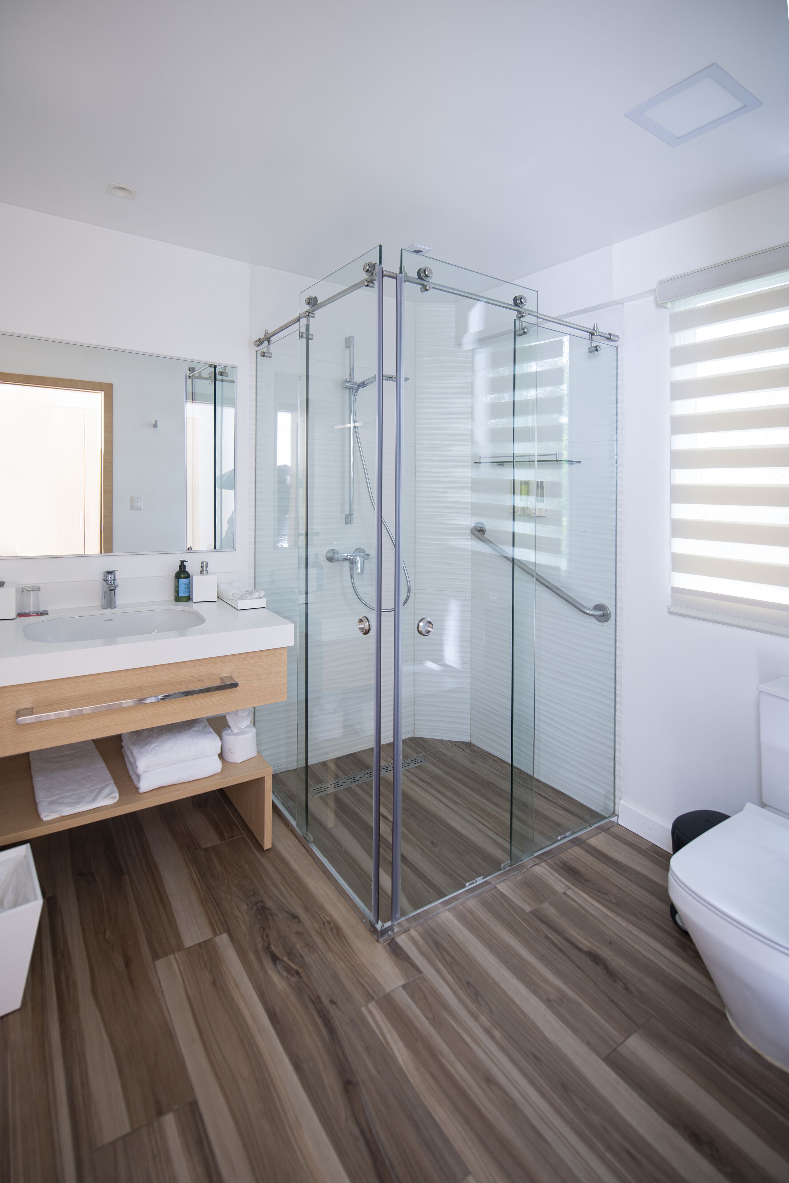 shower, free toiletries, hair dryer, bathrobes