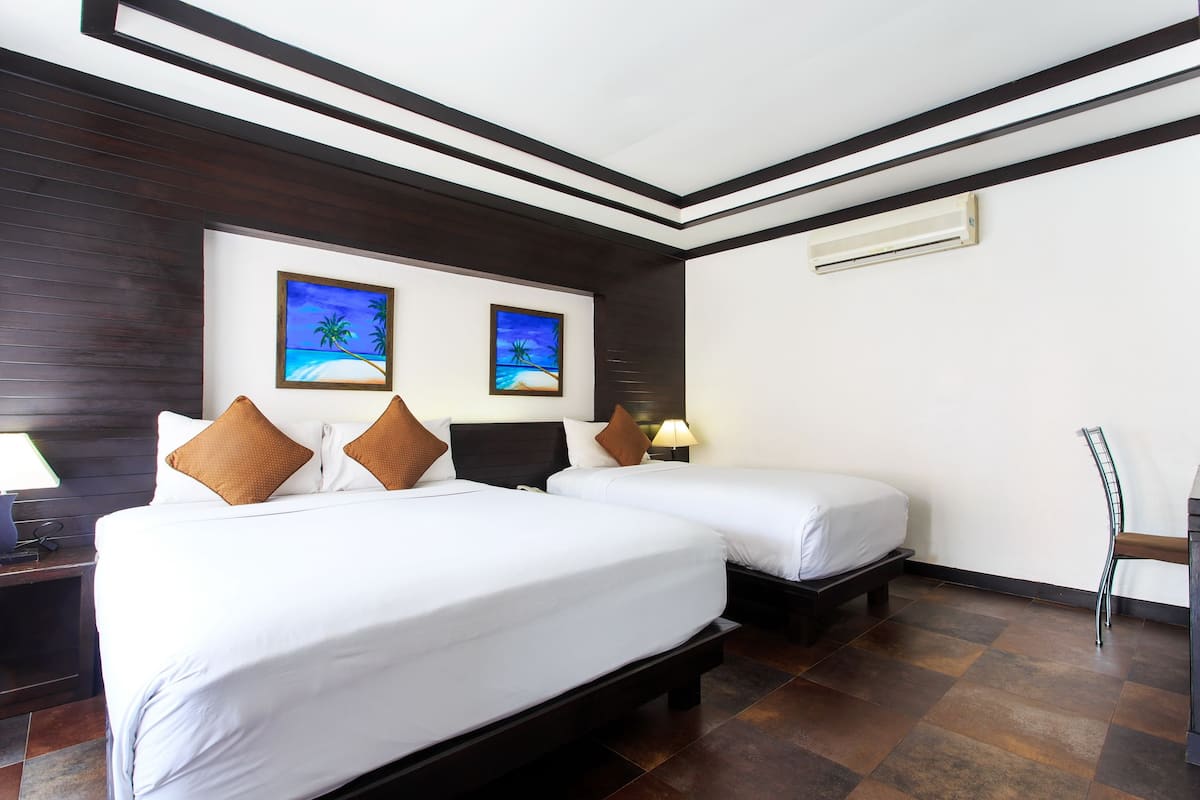 Superior Bungalow, Poolside | Minibar, in-room safe, blackout drapes, iron/ironing board
