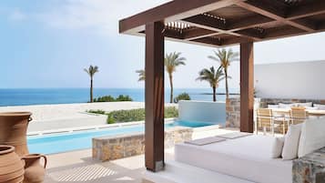 Minibar, coffres-forts dans les chambres, rideaux occultants