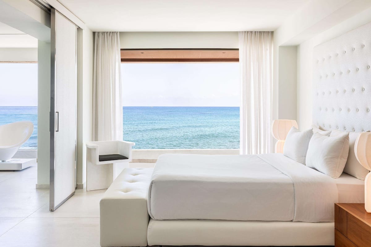 luxury 1-bedroom suite with frontal sea view | 1 bedroom, minibar, in-room safe, blackout curtains