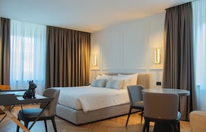 Suite | Minibar, caja de seguridad en la habitación, escritorio y wifi gratis 
