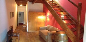 Suite (Maisonette) | In-room safe, desk, soundproofing, free WiFi