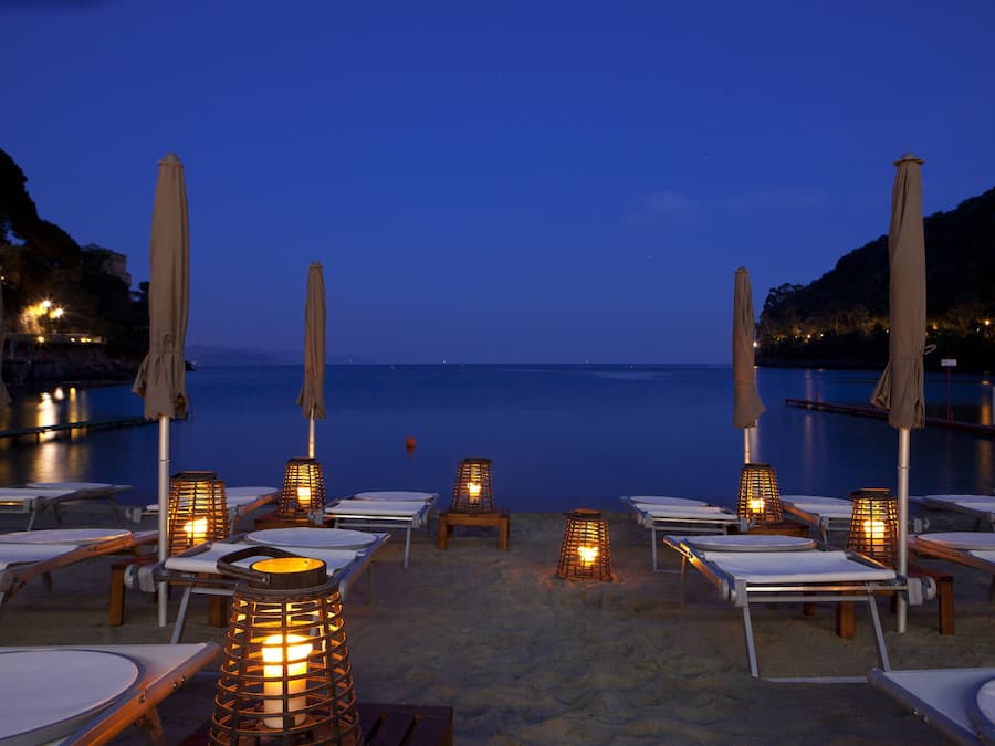 Spiaggia privata, ombrelloni