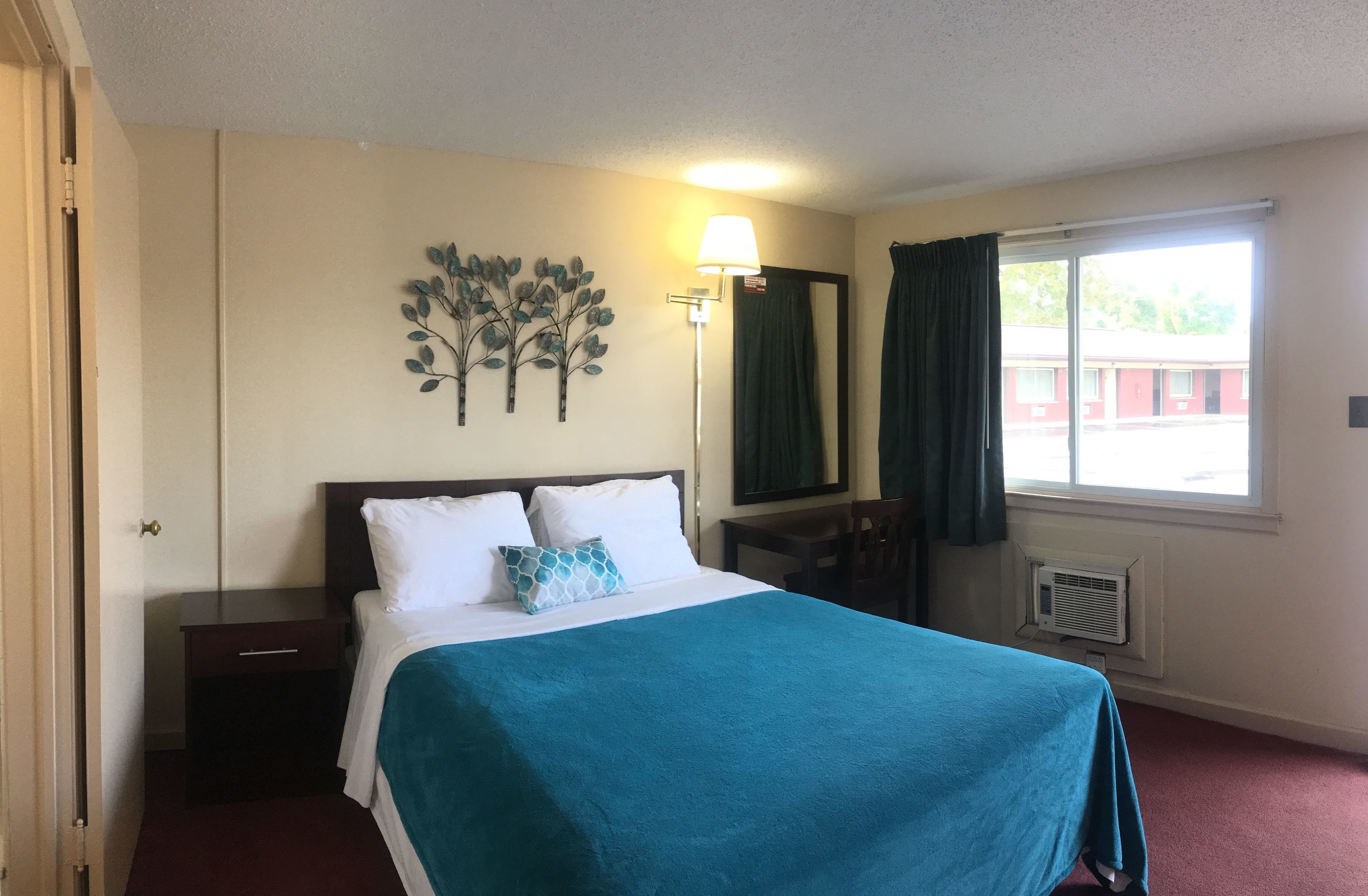 Foto - Swiss Cottage Inn