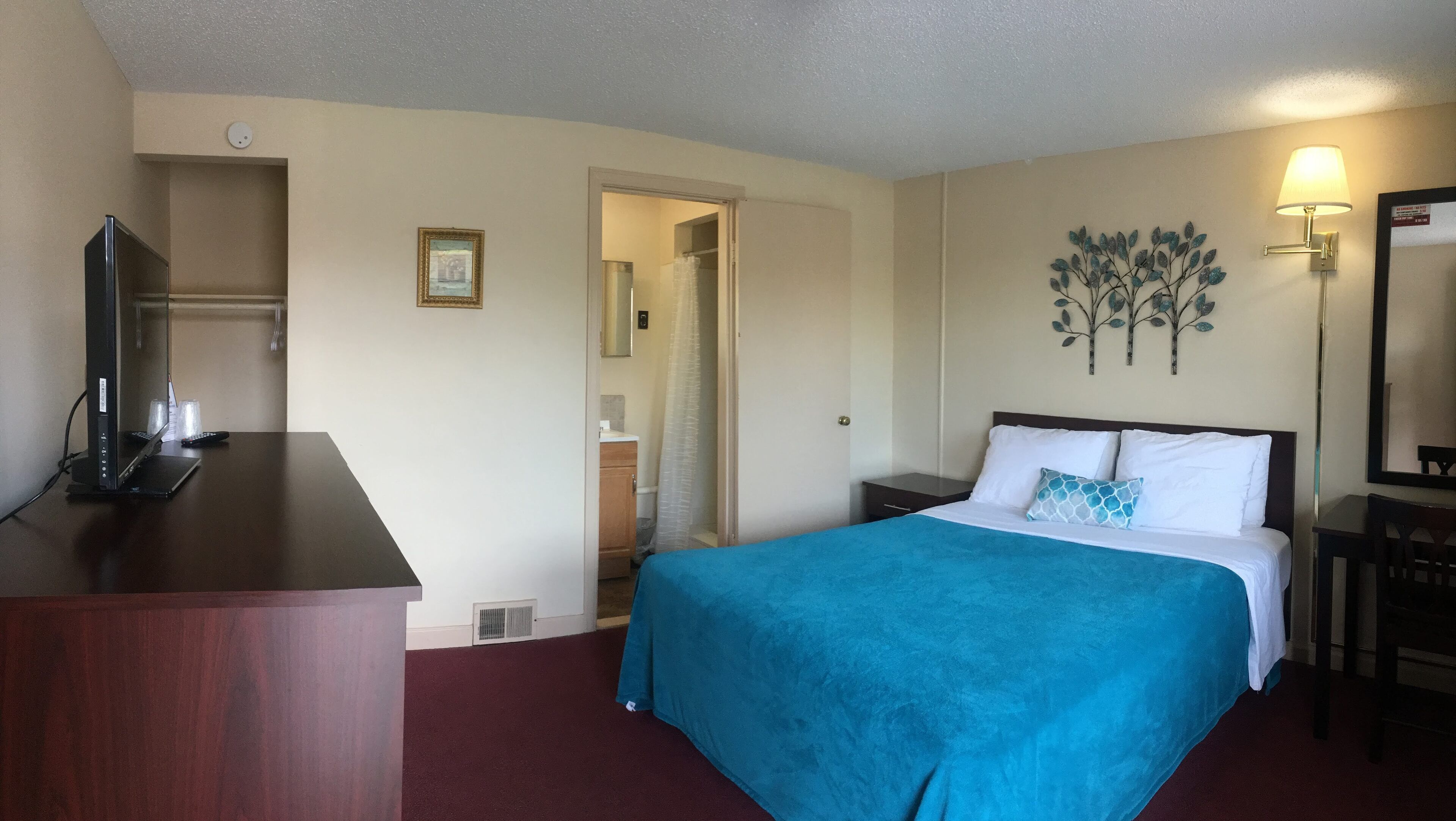 Foto - Swiss Cottage Inn