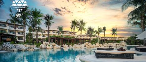 2 outdoor pools, pool cabanas (surcharge), pool umbrellas