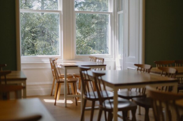 Restauration dans la chambre