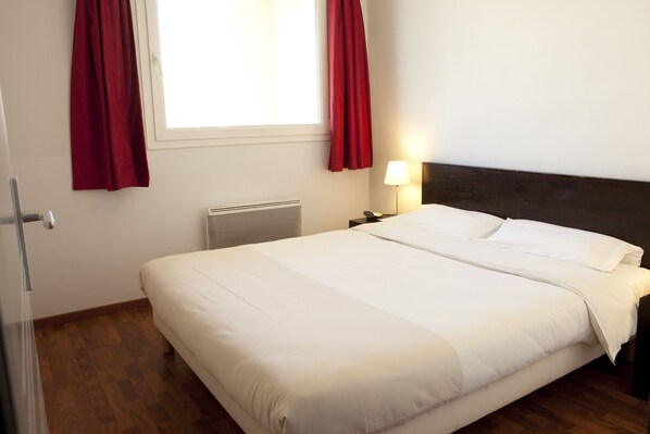 Suite | Insonorización, cunas gratuitas, wifi gratis y ropa de cama 