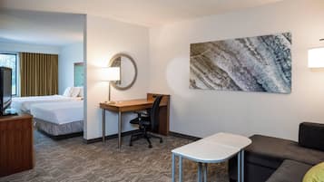 1 kamar tidur, seprai premium, brankas, dan meja kerja