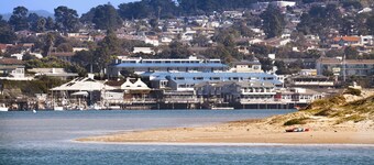 Blue Sail Inn