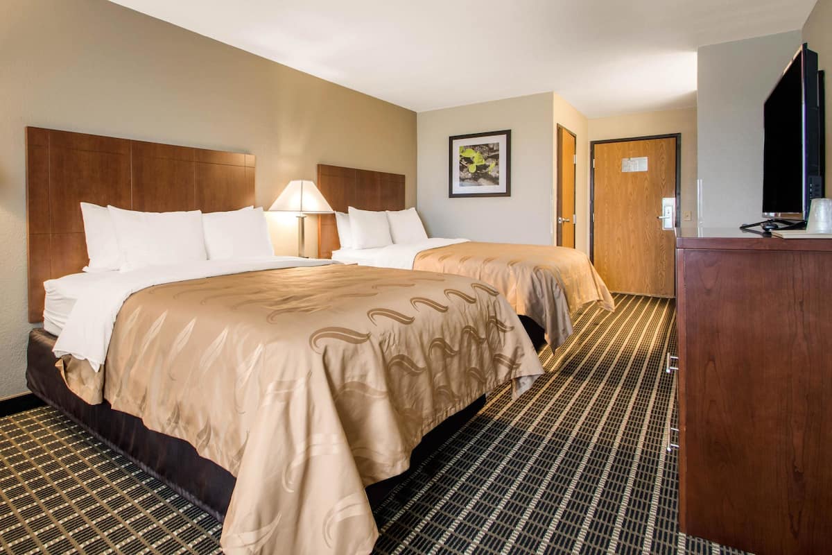 Standard Room, 2 Double Beds, Non Smoking