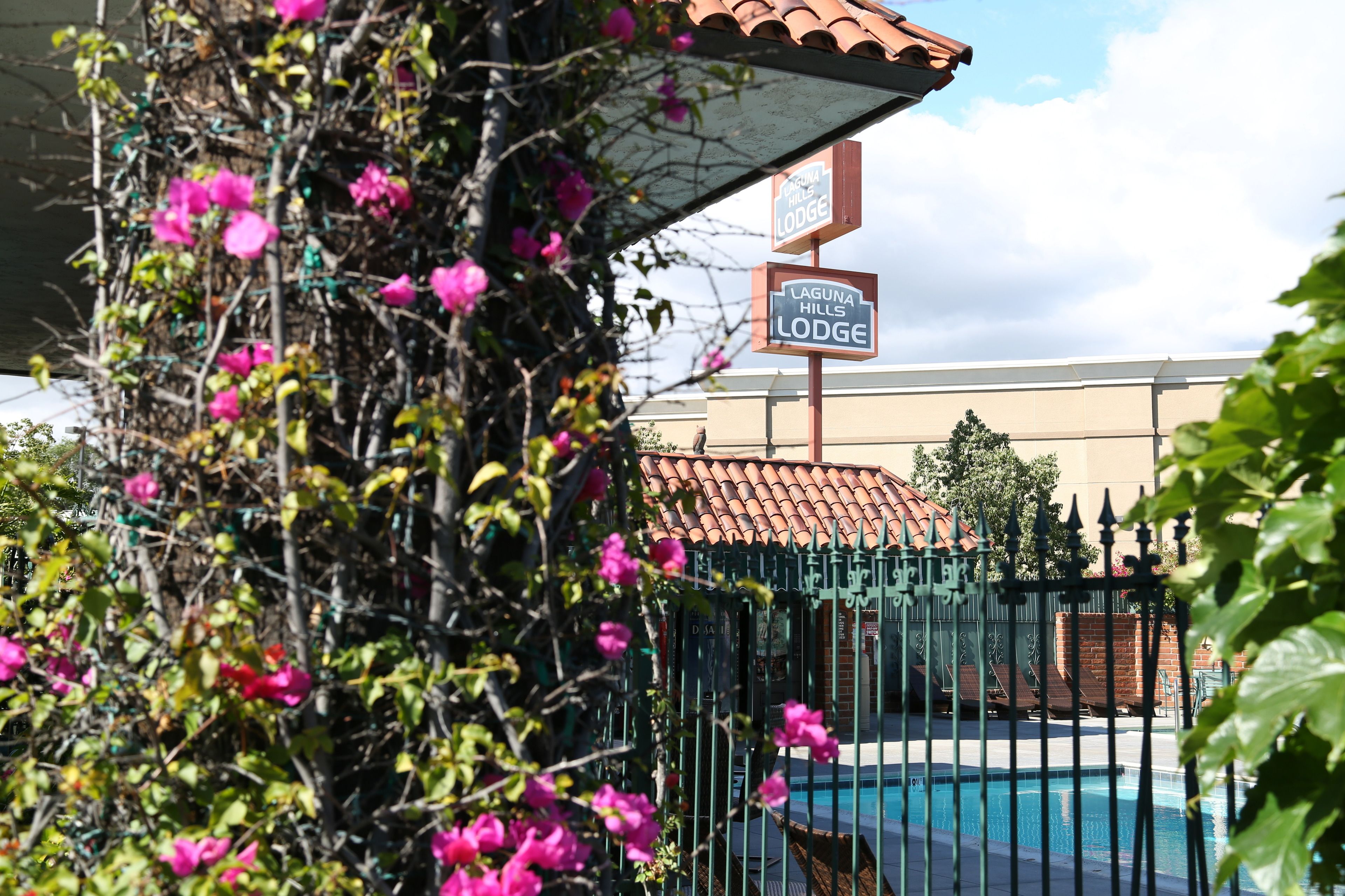 outdoor pool, open 7:00 am to 11:00 pm, pool umbrellas, pool loungers