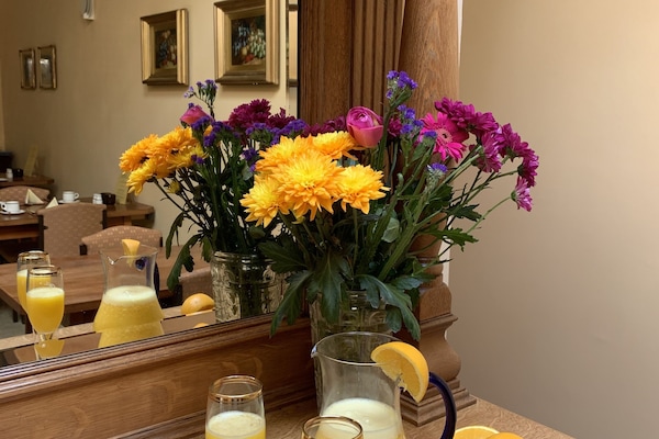 Se sirven desayunos, almuerzos, cenas y brunches
