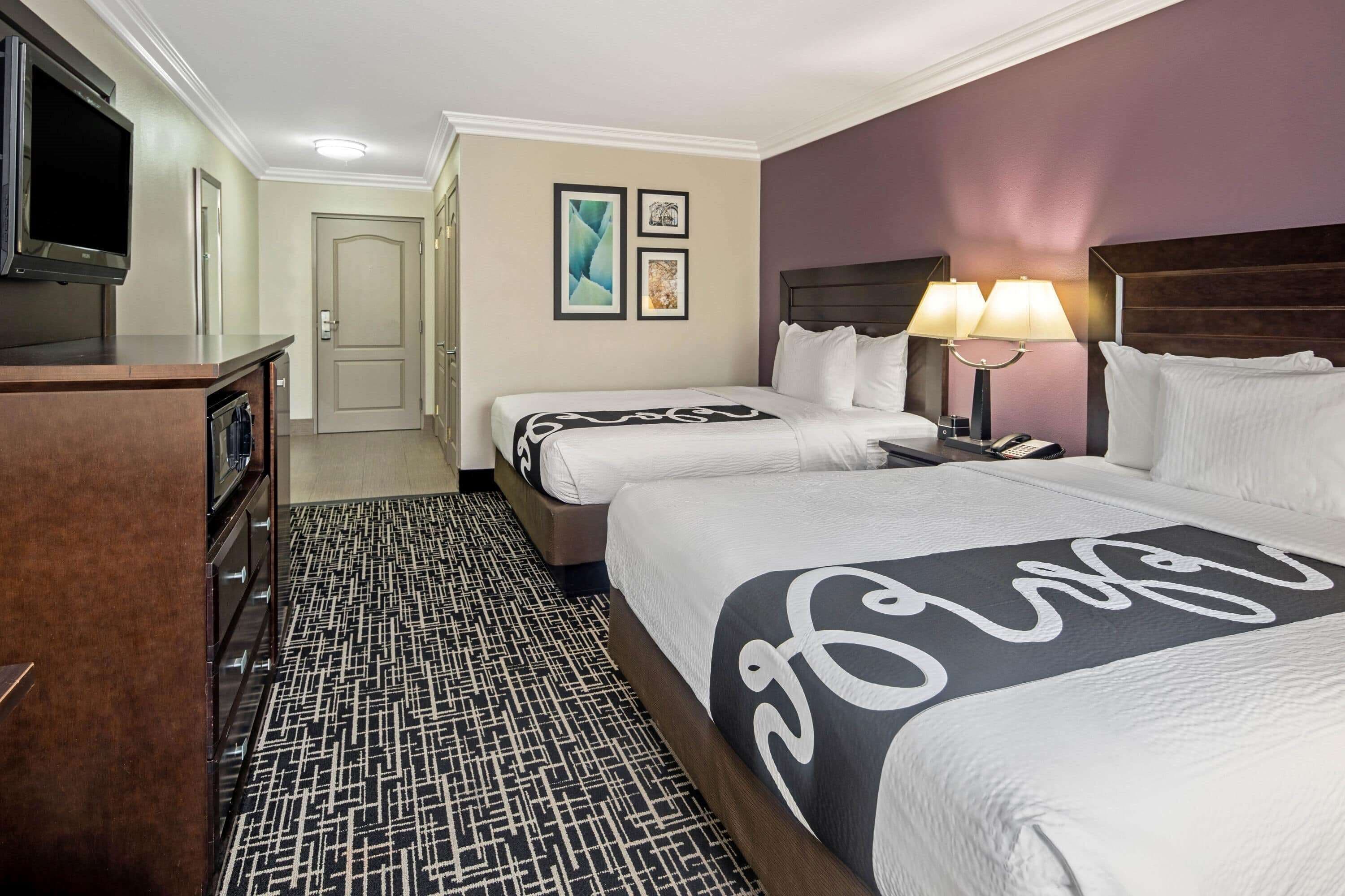 standard room, 2 queen beds, non smoking | premium bedding, pillow-top beds, desk, laptop workspace