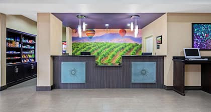 La Quinta Inn & Suites by Wyndham Temecula