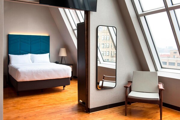 Suite, 1 cama Queen size y sofá cama | Ropa de cama hipoalergénica y camas con pillow-top 