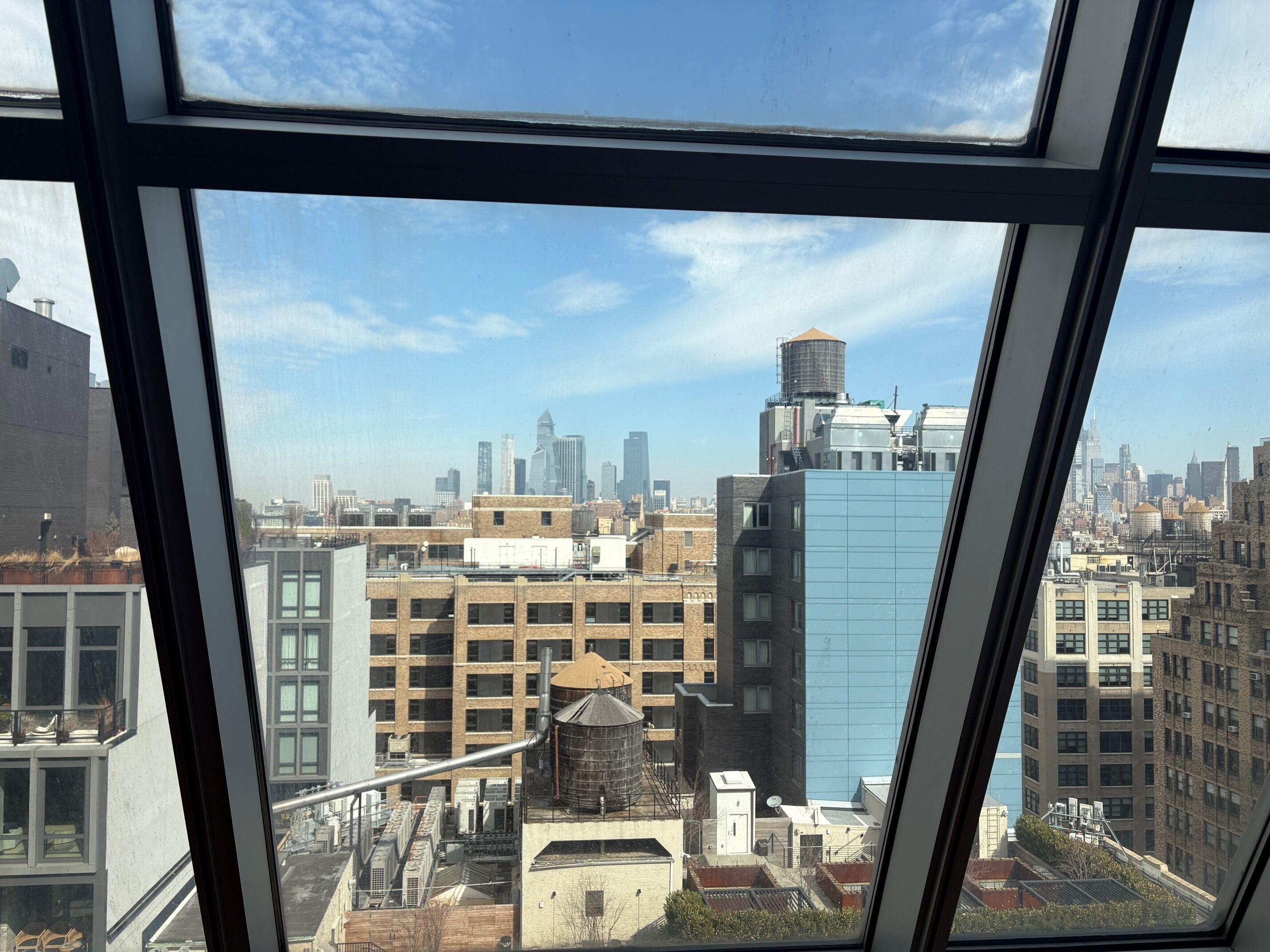 低過敏寢具、舒適加層、客房內保險箱、書桌