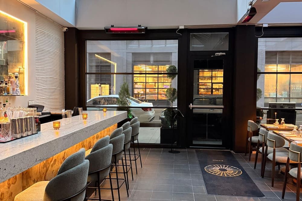 Four Points by Sheraton Manhattan SoHo Village