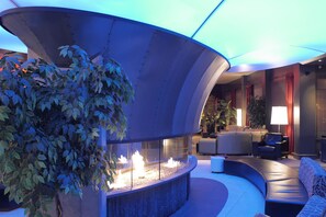 Fireplace - Grand Times Hotel (Québec City)