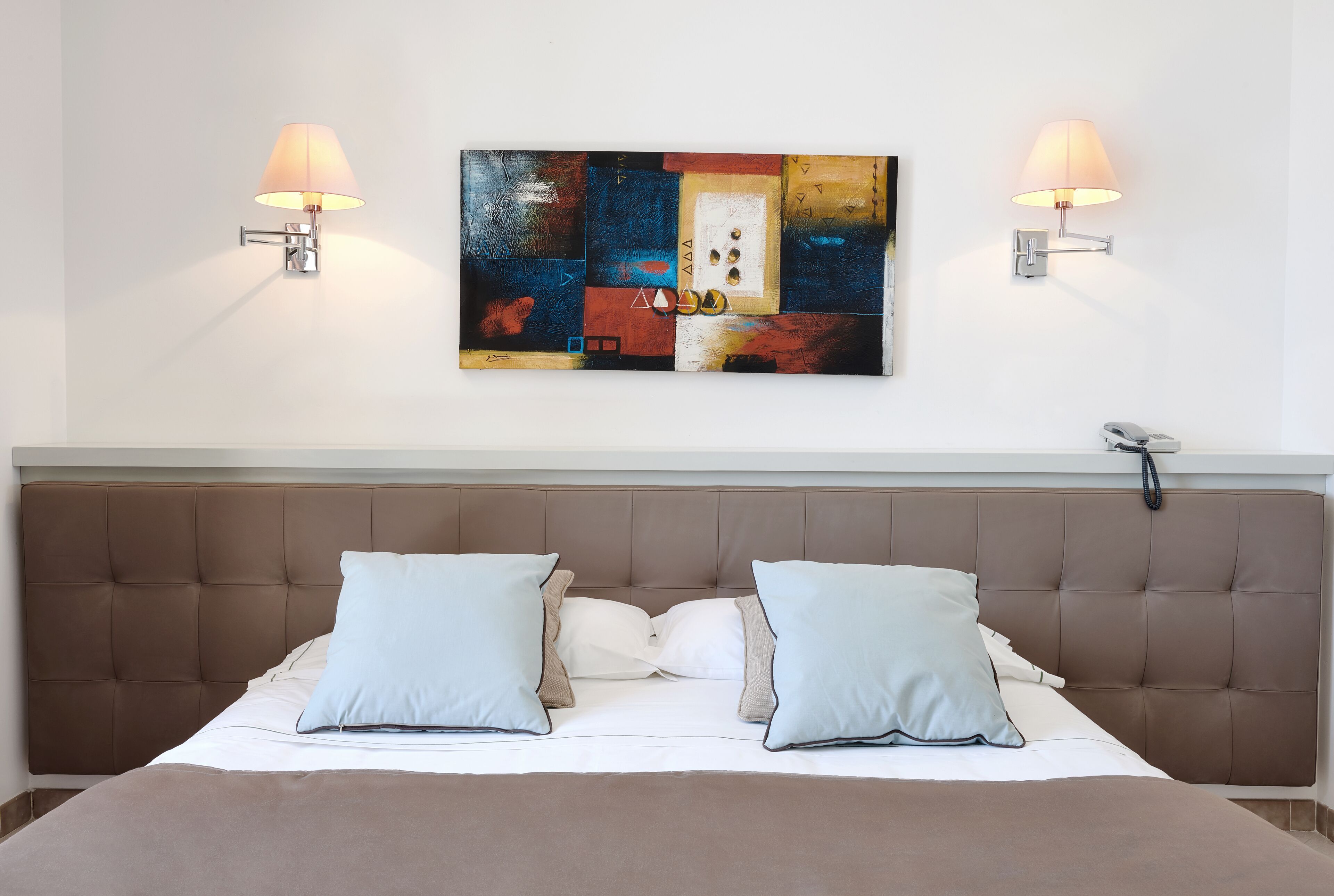 superior triple room, balcony, sea view | minibar, in-room safe, desk, soundproofing