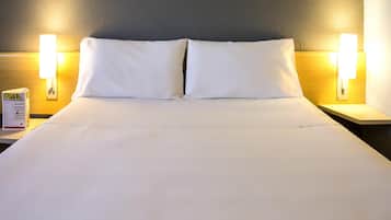 Ropa de cama de alta calidad, colchones con pillow-top y minibar