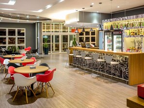 Bar (en la propiedad)