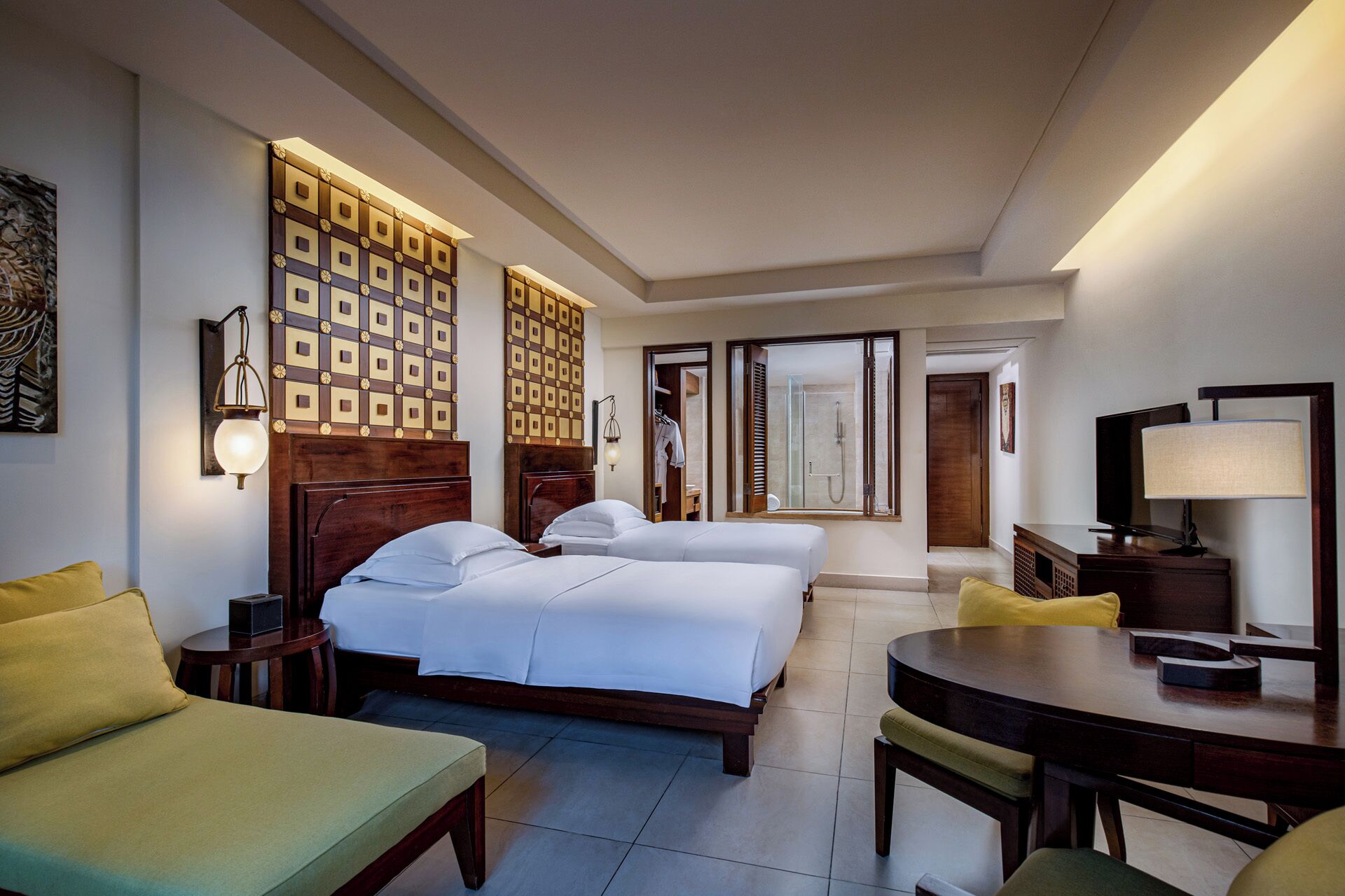 Deluxe Room, 2 Katil Bujang (Single), Pool View | 1 bilik tidur, peti besi dalam bilik, meja, ruang kerja komputer riba 