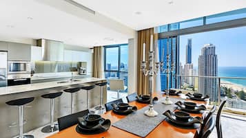 3 Bedroom Penthouse | Private kitchen | Full-size fridge, microwave, stovetop, dishwasher