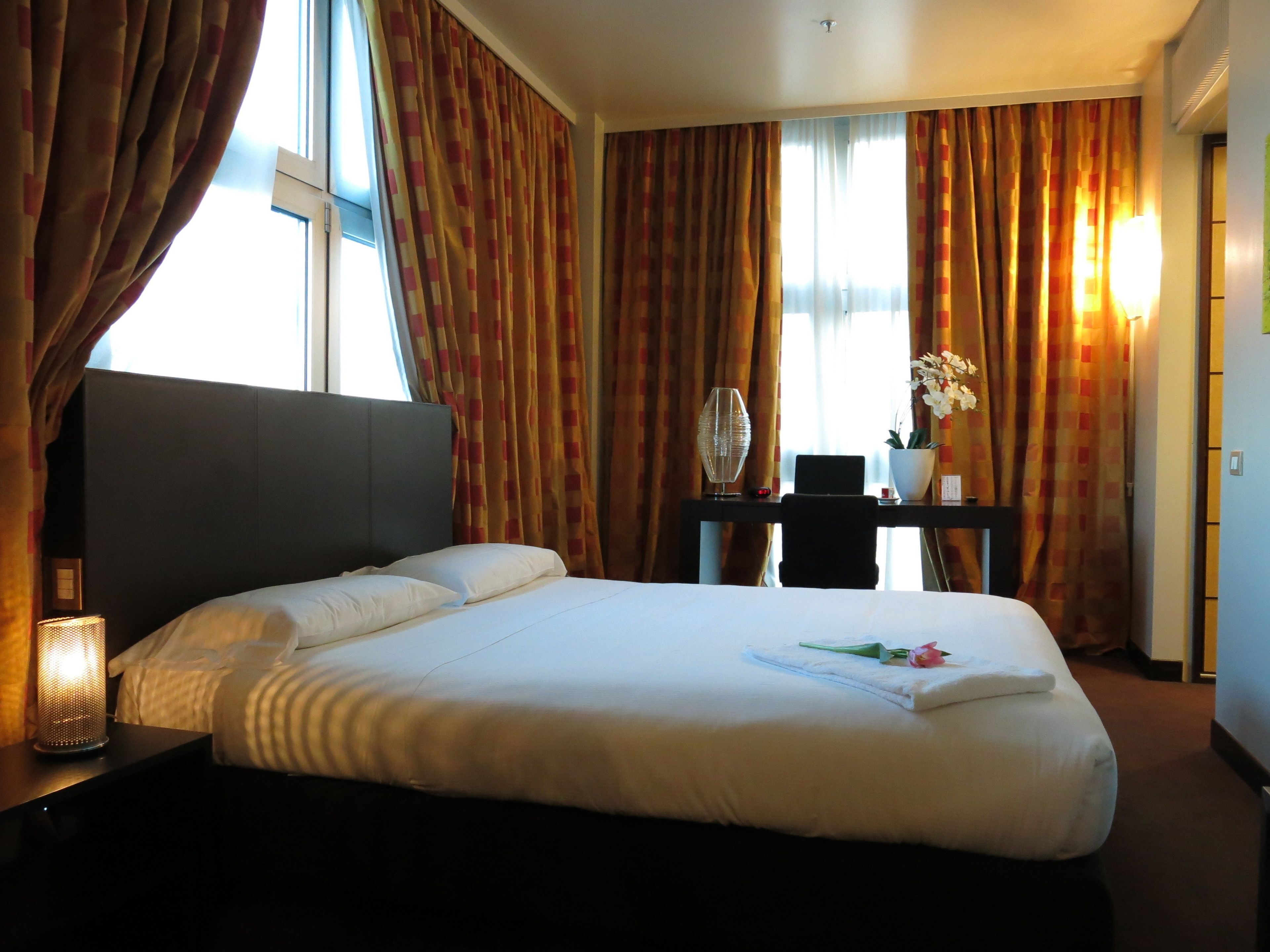 Couette en duvet d'oie, minibar, coffres-forts dans les chambres, bureau