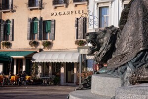 Facciata della struttura
