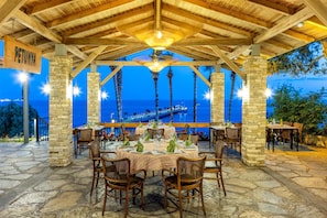 Breakfast, lunch, dinner served; international cuisine - Arum Barut Collection - Ultra All Inclusive (Manavgat)