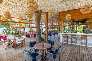 Breakfast, lunch, dinner served; international cuisine - Arum Barut Collection - Ultra All Inclusive (Manavgat)