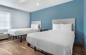 Studio Standar, Bebas Asap Rokok, lemari es & microwave | Meja kerja, setrika/meja setrika, Wi-Fi gratis, dan seprai linen