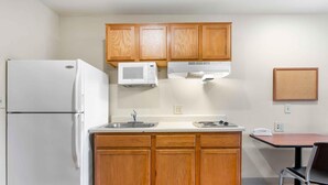 Unclassified image, 4 of 24, button - Extended Stay America Select Suites - Indianapolis - Plainfield (Plainfield)