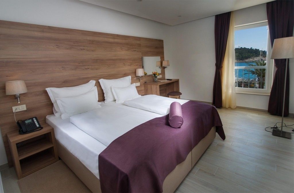 double room, sea view | premium bedding, in-room safe, iron/ironing board, cots/infant beds