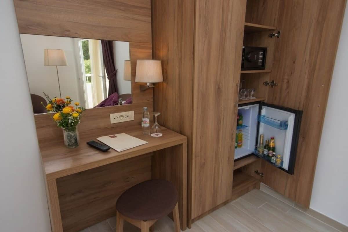 premium bedding, in-room safe, iron/ironing board, cots/infant beds