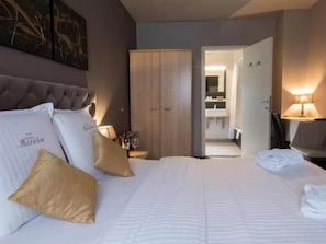 Literie hypoallergénique, coffres-forts dans les chambres