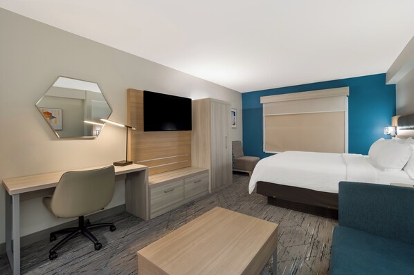 Premium bedding, pillowtop beds, in-room safe, desk