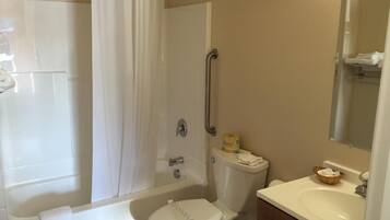 Shower, free toiletries, towels