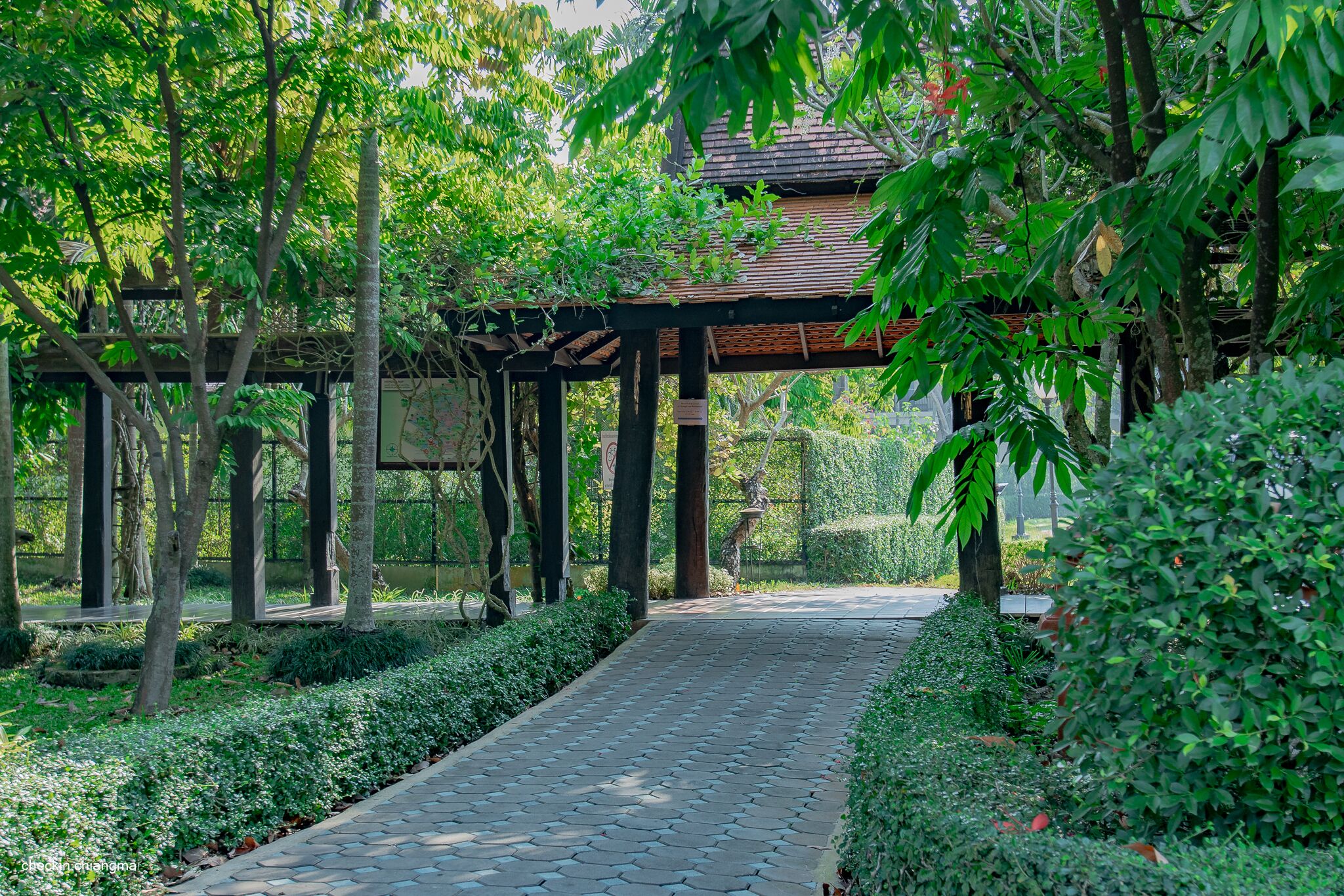 Nhà hàng
