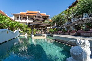 Outdoor pool - Puripunn Hideaway (Chiang Mai)