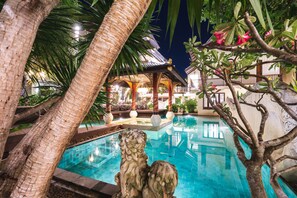 Outdoor pool - Puripunn Hideaway (Chiang Mai)