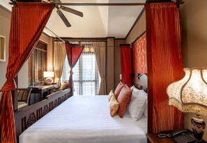 Baby Suite 301 | Premium bedding, minibar, in-room safe, desk - Puripunn Hideaway (Chiang Mai)