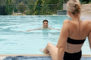 2 indoor pools, outdoor pool, sun loungers