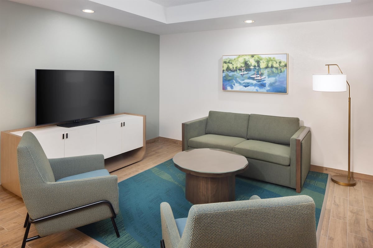Suite, Accessible, Non Smoking | Living area | 55-inch LED TV with satellite channels