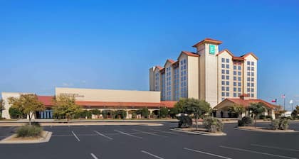 Embassy Suites by Hilton San Marcos Hotel Conference Center