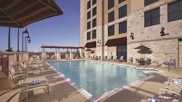 Outdoor pool, pool umbrellas